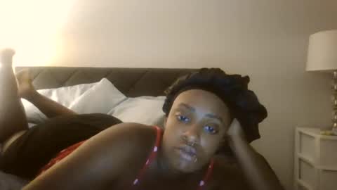Snapshot of loyalbambi chatting on July 2026 01:16:01 AM loyalbambi online show from July 2026 01:16:01 AM
