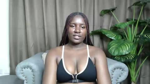 Snapshot of loyalcutie chatting on January 2025 02:24:02 PM loyalcutie online show from January 2025 02:24:02 PM