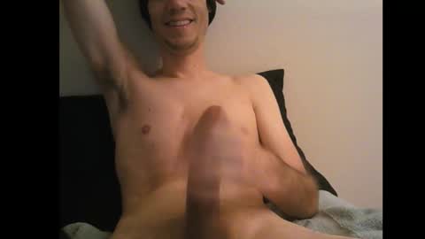 Snapshot of lrgdraft chatting on October 2025 03:24:01 PM mcLRG online show from October 2025 03:24:01 PM