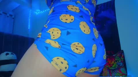 Mariana    online show from December 2024 12:59:02 AM