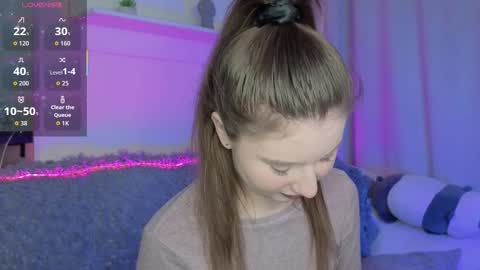 Lua online show from February 2026 11:47:01 PM