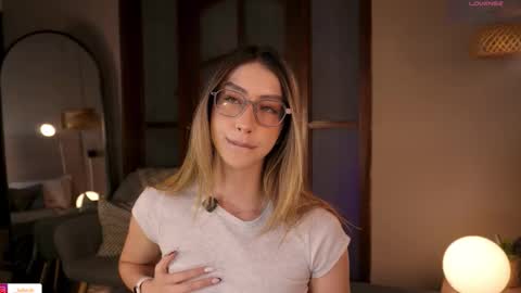 Snapshot of lua_ferch_ chatting on January 2026 01:49:01 PM ---Goys incredible photographs online show from January 2026 01:49:01 PM