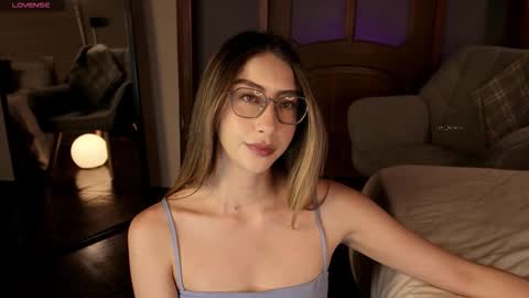 Snapshot of lua_ferch_ chatting on February 2026 01:17:01 PM ---Goys incredible photographs online show from February 2026 01:17:01 PM