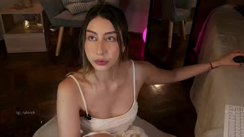 Snapshot of lua_ferch_ chatting on March 2026 01:28:01 PM ---Goys incredible photographs online show from March 2026 01:28:01 PM