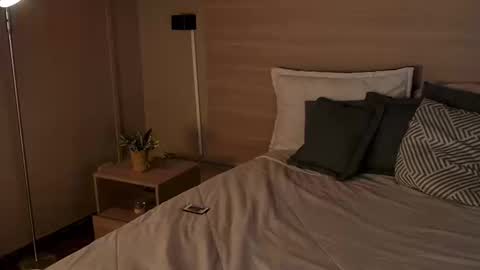 Snapshot of lua_ferch_ chatting on March 2026 01:06:02 PM ---Goys incredible photographs online show from March 2026 01:06:02 PM