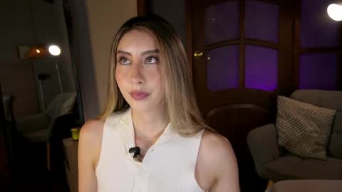 Snapshot of lua_ferch_ chatting on April 2026 01:00:02 PM ---Goys incredible photographs online show from April 2026 01:00:02 PM