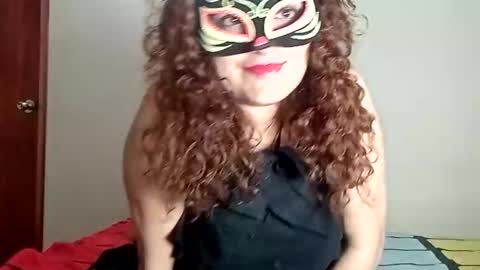 Snapshot of luana363 chatting on January 2025 01:28:02 AM luana363 online show from January 2025 01:28:02 AM