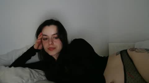 luana online show from November 2025 10:45:02 PM