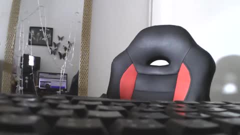 Snapshot of luanna837 chatting on January 2025 04:50:02 PM luanna837 online show from January 2025 04:50:02 PM