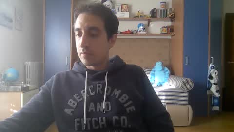 Snapshot of luca_f4 chatting on October 2025 02:38:02 PM Luca online show from October 2025 02:38:02 PM