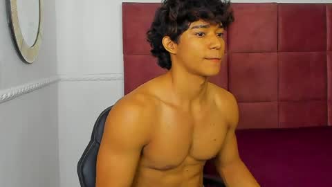 Snapshot of luca_mashle chatting on June 2026 03:18:01 AM luca_mashle online show from June 2026 03:18:01 AM