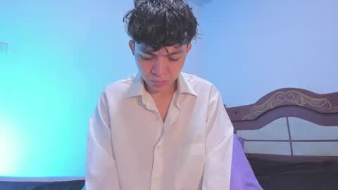 Lukas online show from March 2025 01:07:01 PM