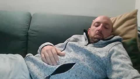 Snapshot of lucabeech88 chatting on October 2025 07:07:01 AM Luca online show from October 2025 07:07:01 AM