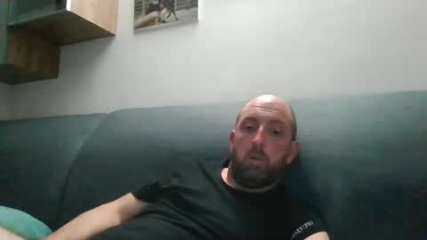 Snapshot of lucabeech88 chatting on October 2025 08:50:01 PM Luca online show from October 2025 08:50:01 PM