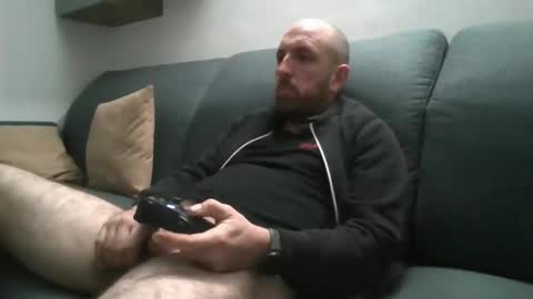 Snapshot of lucabeech88 chatting on November 2025 08:21:02 PM Luca online show from November 2025 08:21:02 PM