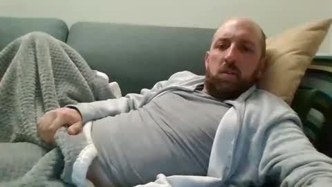 Snapshot of lucabeech88 chatting on April 2026 06:10:02 PM Luca online show from April 2026 06:10:02 PM