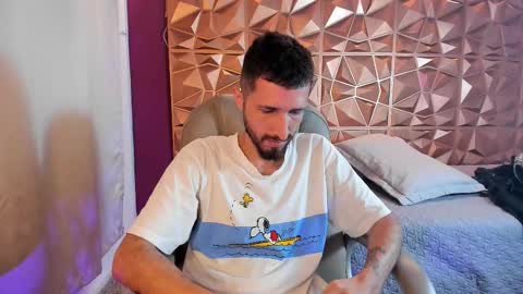 Snapshot of lucas4me chatting on March 2026 04:37:01 AM Lucas online show from March 2026 04:37:01 AM