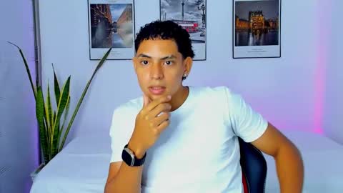 Snapshot of lucas__blake chatting on November 2025 09:27:02 PM Lucas Blake online show from November 2025 09:27:02 PM