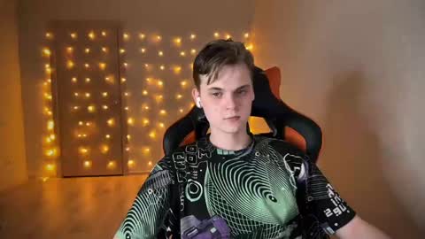 Snapshot of lucas_dany chatting on January 2025 07:27:01 PM Lucas Gill online show from January 2025 07:27:01 PM