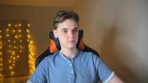 Snapshot of lucas_dany chatting on January 2025 12:12:01 AM Lucas Gill online show from January 2025 12:12:01 AM