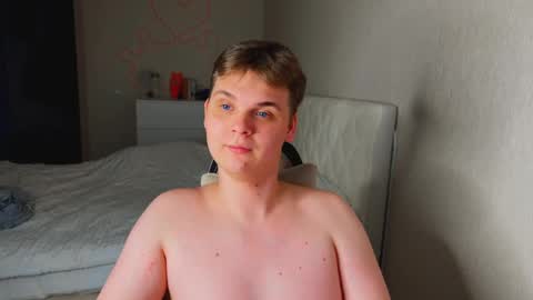 Snapshot of lucas_dany chatting on February 2026 02:53:01 AM Lucas Gill online show from February 2026 02:53:01 AM