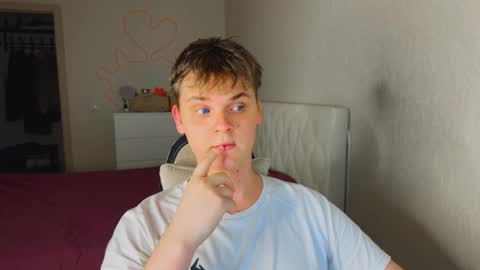Snapshot of lucas_dany chatting on March 2026 02:39:02 PM Lucas Gill online show from March 2026 02:39:02 PM