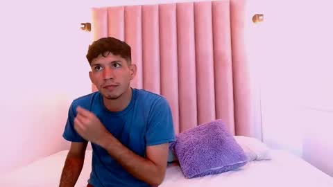 Snapshot of lucas_dream chatting on June 2026 01:26:01 PM lucas_dream online show from June 2026 01:26:01 PM