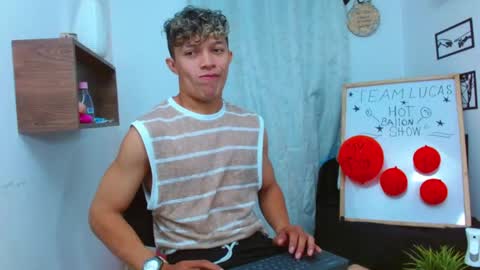 Lucas Luxx online show from December 2025 11:52:02 AM