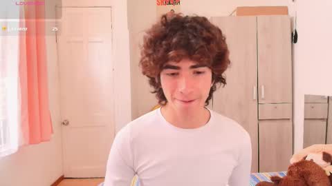 Snapshot of lucas_xo chatting on November 2025 03:57:02 PM lucas_xo online show from November 2025 03:57:02 PM