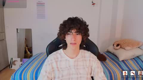 lucas_xo online show from March 2026 09:32:02 PM