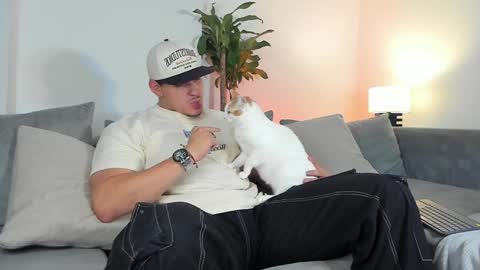 LUCA SANTOS online show from January 2025 04:36:01 AM