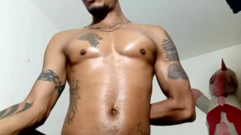 Snapshot of lucascastrohot chatting on January 2026 04:01:01 PM Daniel online show from January 2026 04:01:01 PM