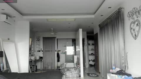 lucasexclusive online show from December 2024 05:17:01 AM