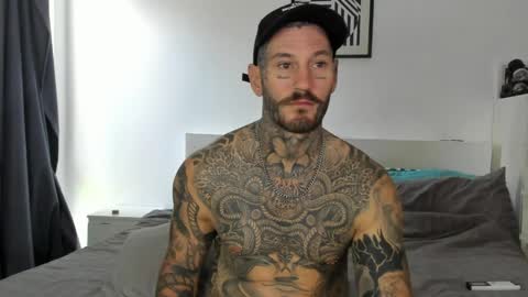 Snapshot of lucasexclusive chatting on April 2026 06:33:01 AM lucasexclusive online show from April 2026 06:33:01 AM