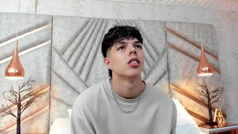 Snapshot of lucasopry chatting on April 2026 12:43:01 PM Lucasopry online show from April 2026 12:43:01 PM