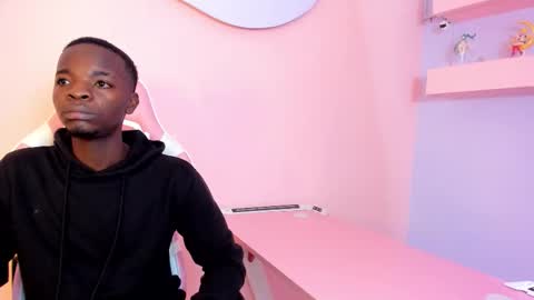 LUCAS online show from December 2025 12:01:01 PM