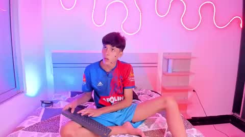 Snapshot of luccas_ferreira chatting on October 2025 07:14:01 PM Luccas Ferreira online show from October 2025 07:14:01 PM