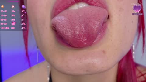 Luccy online show from January 2025 04:01:02 PM