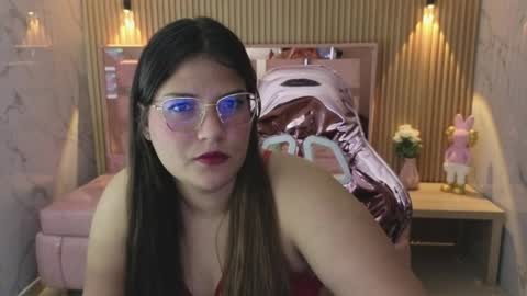 Lucero  online show from April 2026 03:17:02 AM