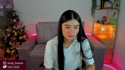 Snapshot of lucia_sandy chatting on December 2024 06:20:02 PM Lu   Intagramsandy fireeyes online show from December 2024 06:20:02 PM