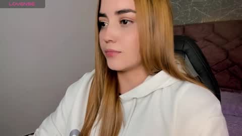 Snapshot of lucia_star_ chatting on December 2024 09:58:02 PM lucia star  online show from December 2024 09:58:02 PM