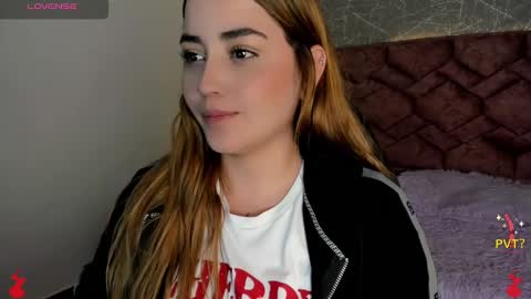 Snapshot of lucia_star_ chatting on January 2025 04:24:01 PM lucia star  online show from January 2025 04:24:01 PM