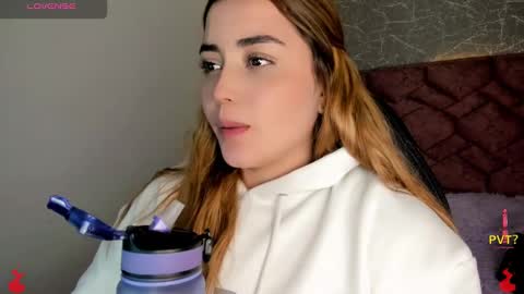 Snapshot of lucia_star_ chatting on January 2025 06:14:01 PM lucia star  online show from January 2025 06:14:01 PM