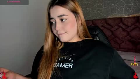 Snapshot of lucia_star_ chatting on January 2025 06:56:01 PM lucia star  online show from January 2025 06:56:01 PM