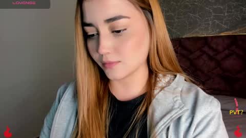 Snapshot of lucia_star_ chatting on January 2025 09:57:01 PM lucia star  online show from January 2025 09:57:01 PM