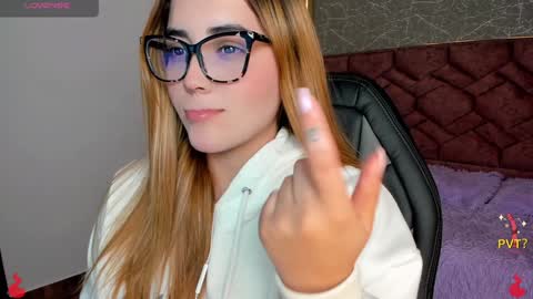 Snapshot of lucia_star_ chatting on January 2025 03:10:01 PM lucia star  online show from January 2025 03:10:01 PM