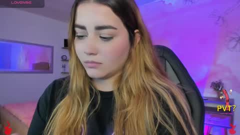 Snapshot of lucia_star_ chatting on February 2025 08:42:01 AM lucia star  online show from February 2025 08:42:01 AM