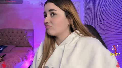 Snapshot of lucia_star_ chatting on February 2025 02:38:01 AM lucia star  online show from February 2025 02:38:01 AM