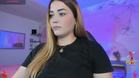 Snapshot of lucia_star_ chatting on February 2025 11:56:02 PM lucia star  online show from February 2025 11:56:02 PM