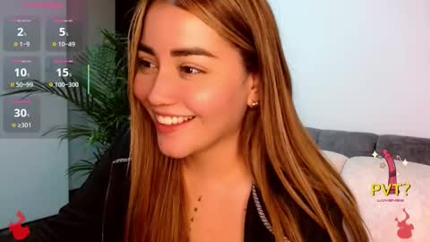 Snapshot of lucia_star_ chatting on October 2025 04:24:01 AM lucia star  online show from October 2025 04:24:01 AM